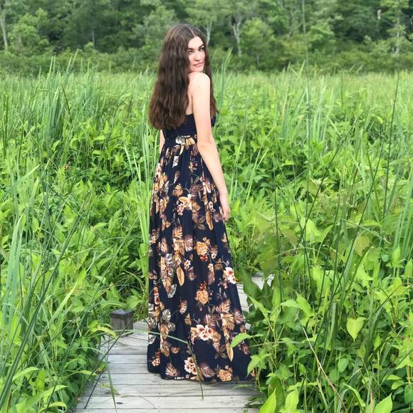 Meet your Posher, Heather - Picture 1 of 1